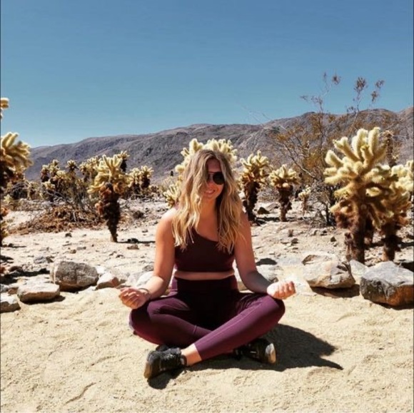 Meet your Posher, Micaela - Picture 1 of 1